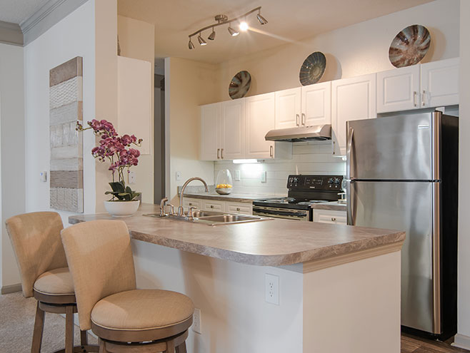 Kitchen & Bath Cabinetry
